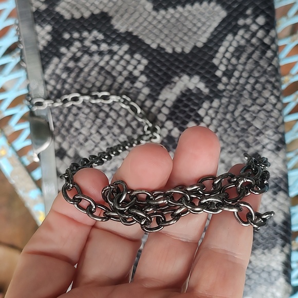 EUC Patricia Nash  B/W Snakeskin Clutch with chain strap + FREE gift w/purchase - Picture 3 of 8